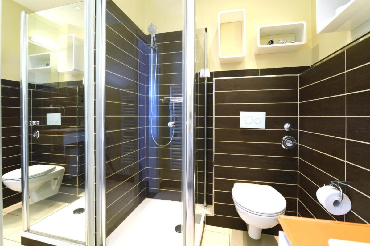 Exklusives Mit Schwimmbad Und Sauna Ferienhaus